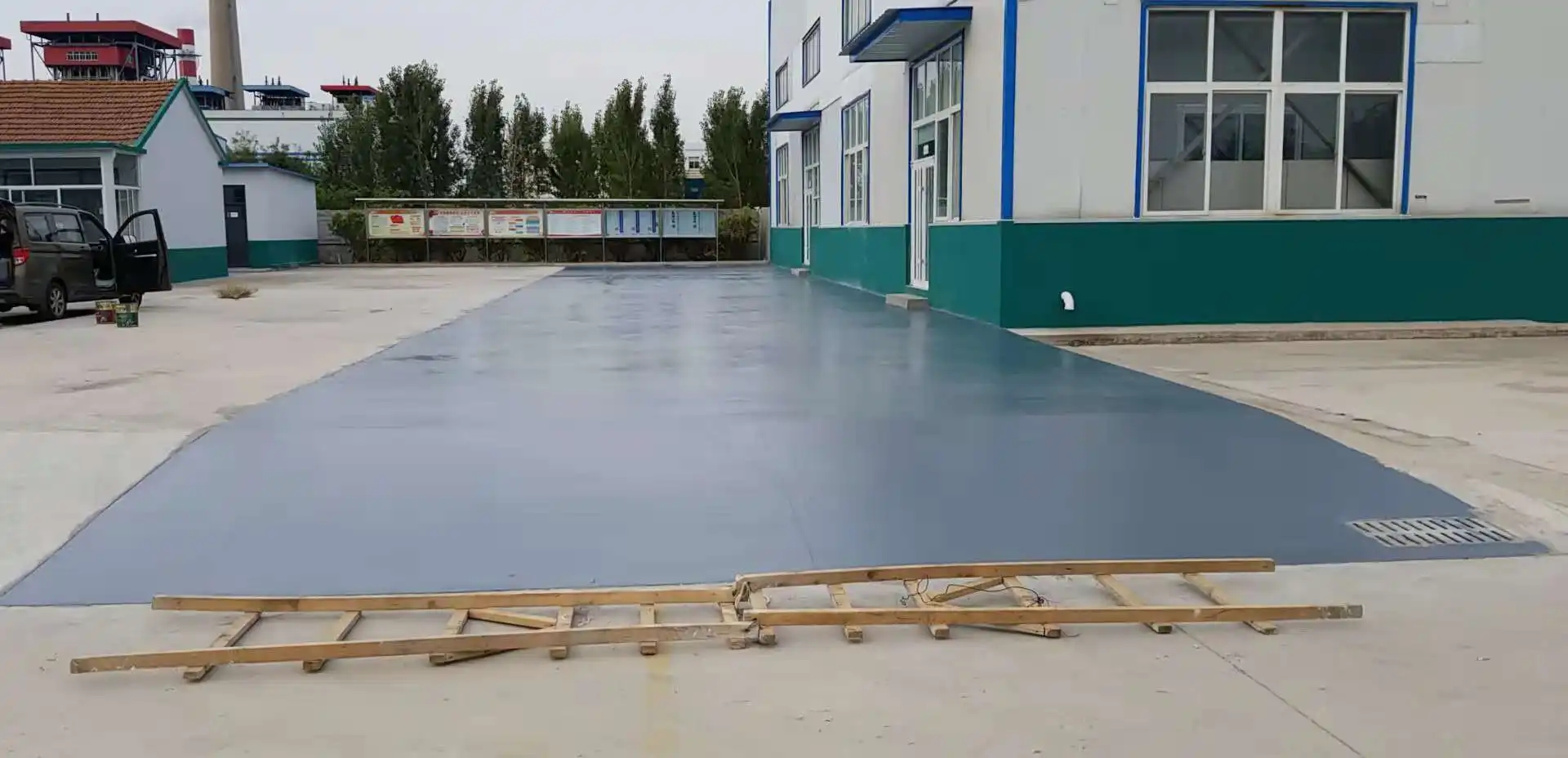 璧山车间厂房地坪漆修补翻新